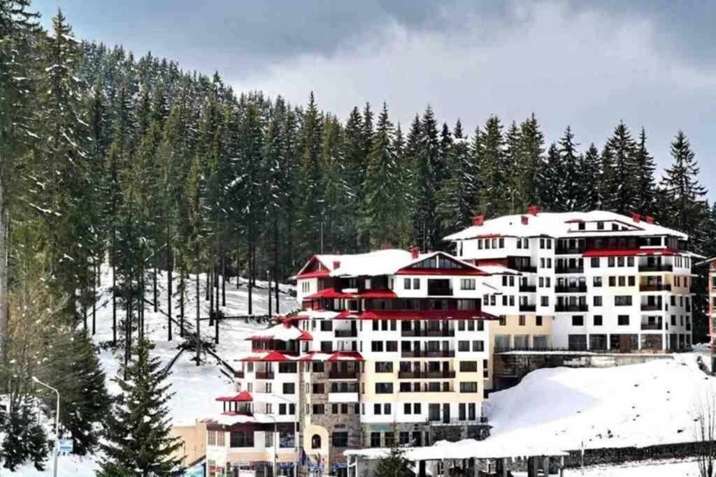 Апартамент Пампорово Палас - Pamporovo Palace Exteriér fotografie